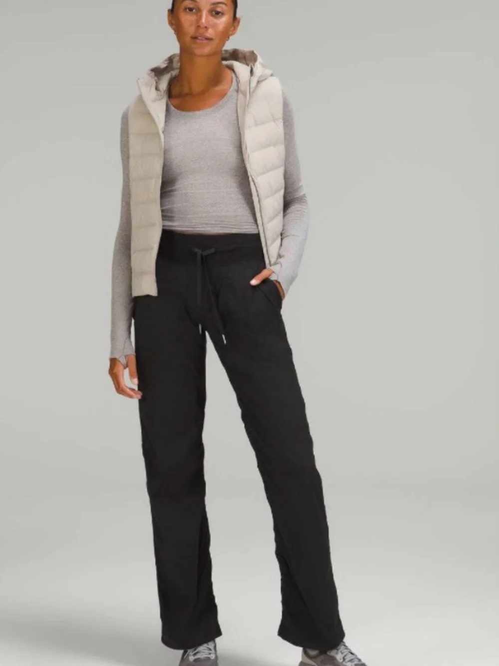 Lululemon Dance Studio Mid Rise Full Length Pant Jogger Black Women's Size 4 - Picture 3 of 9